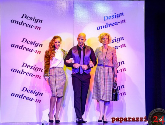 FASHION SHOW II